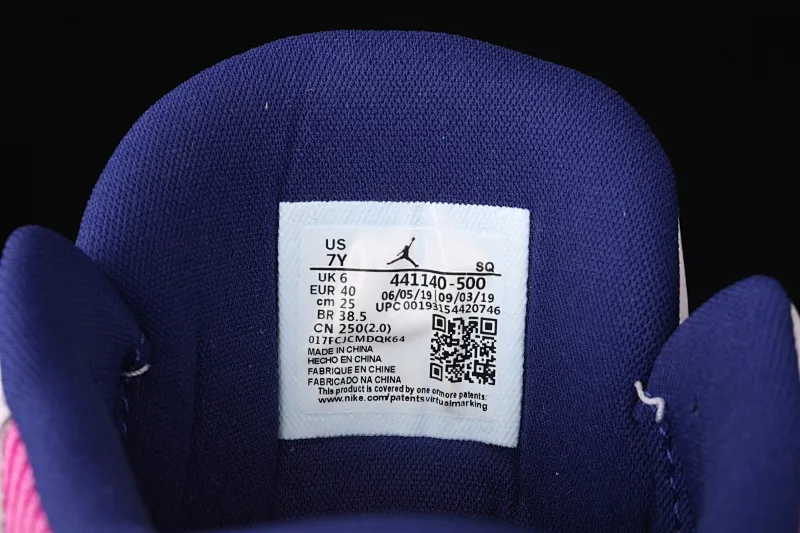 All categories Air Jordan Jordan series basketball shoes Air Jordan 3 Air Jordan Brand Air Jordan 3 GS AJ3 Joe 3 burst pink and purple first layer basketball shoes 441140-500